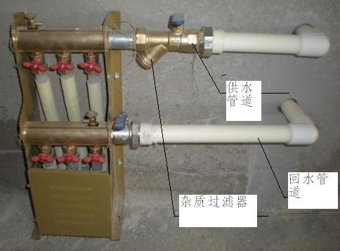 地暖分水器操作指南 為何六個(gè)紅色小閥門都應(yīng)保持開(kāi)啟